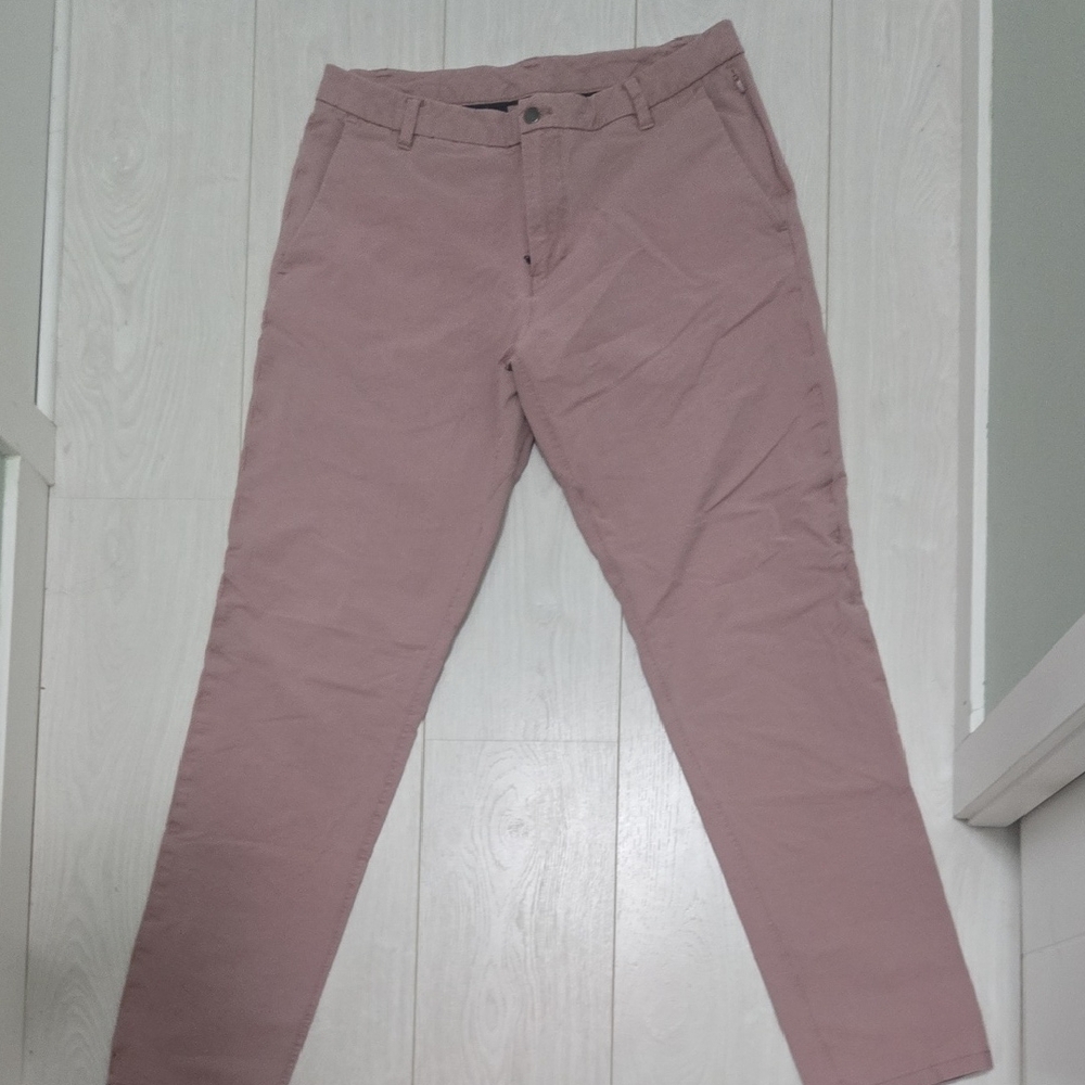 lululemon athletica Men's Chino Pants in Dusty Rose